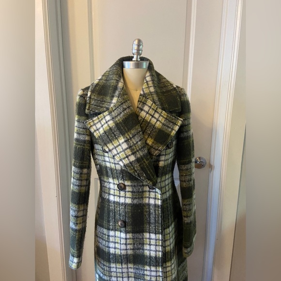 Bernardo Plaid Coat - Picture 4 of 7